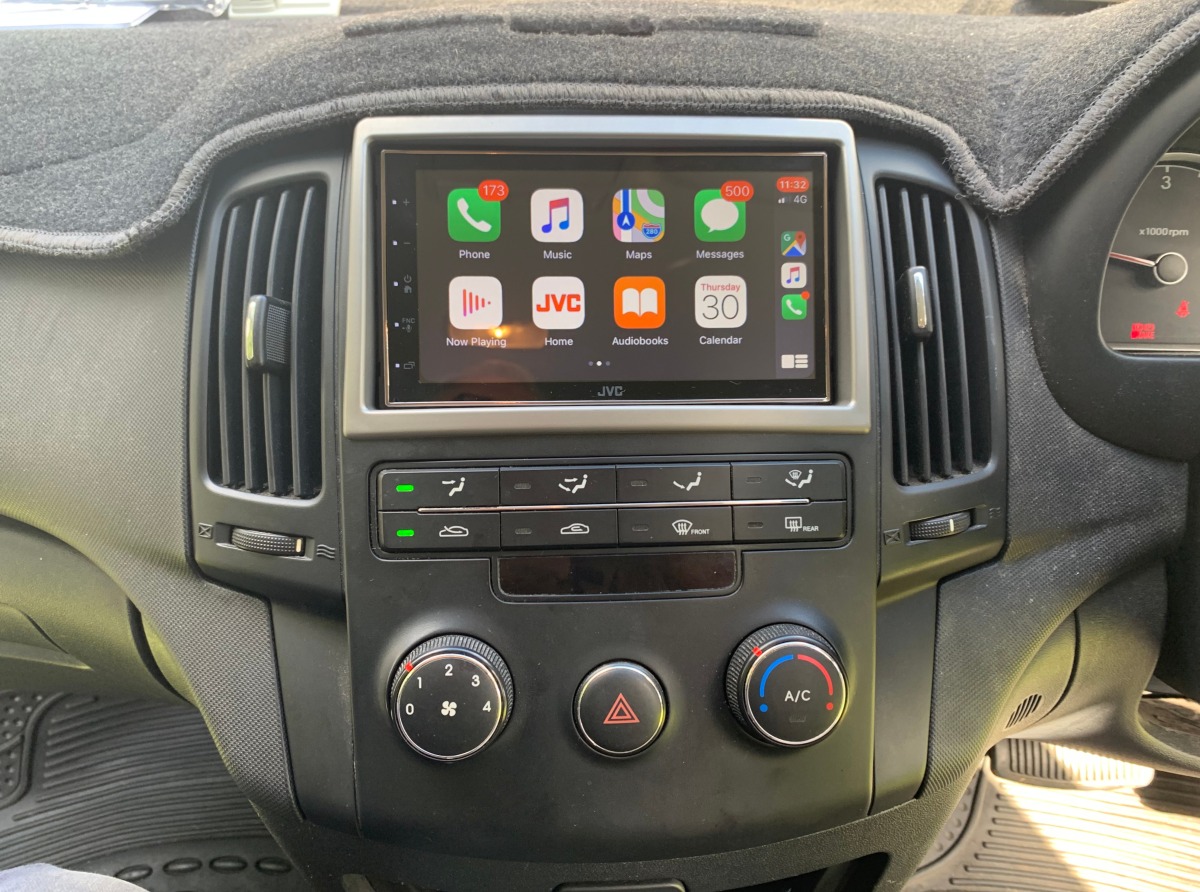 i30 2010 JVC KW-M745DBT Head Unit | Creative Installations