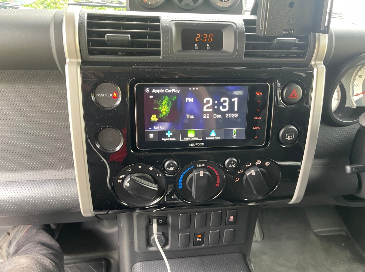 FJ Cruiser 2016 Kenwood DDX920WDABS Head Unit | Creative Installations