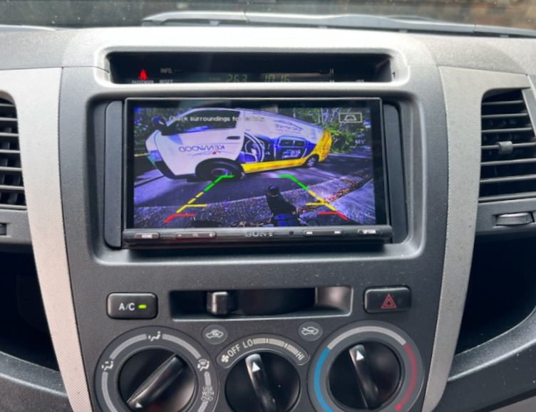 HiLux 2006 Sony XAV-AX5500 Head Unit | Creative Installations