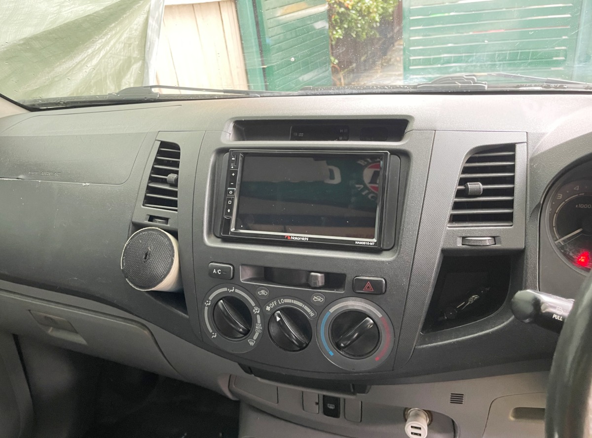 HiLux 2009 Nakamichi NAM3510-M7 Head Unit | Creative Installations