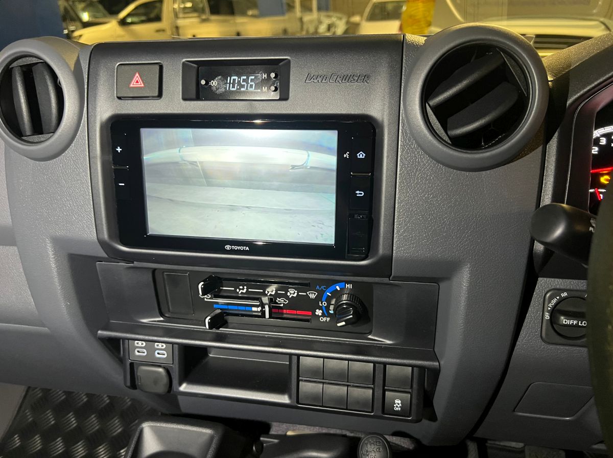 LandCruiser 70 2024 Integrated Reverse Camera Creative Installations